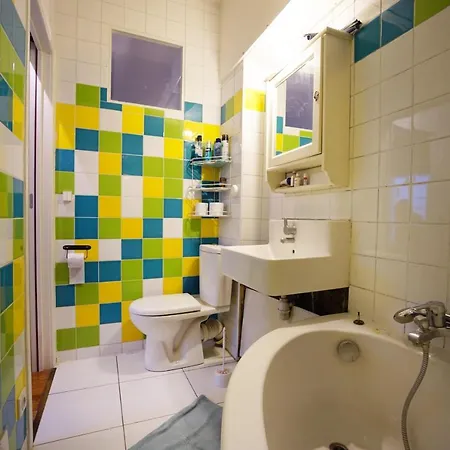 Апартаменты Charming Apartment In Belleville