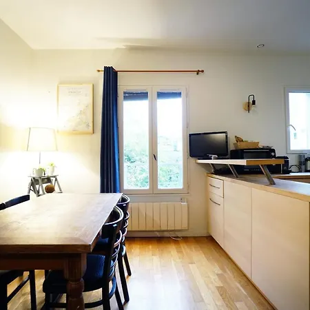 Апартаменты Charming Apartment In Belleville *